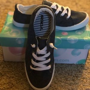 New Soda slip on sneakers